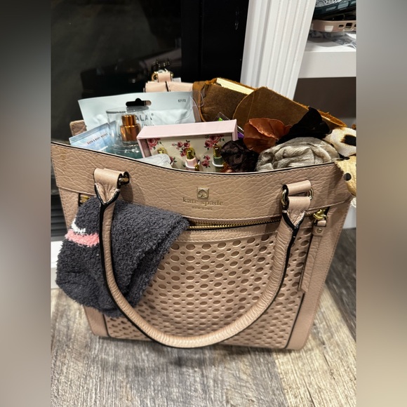 LIVE POSH SHOW!!!!!!!!!!! Priddy26 & MeggieSue91 - Picture 8 of 13